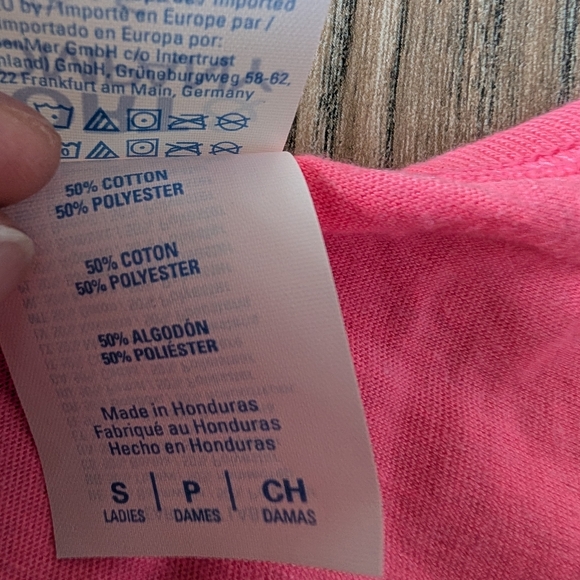 UFO Graphic Pink Tank Top Size Small NWT - Picture 10 of 12